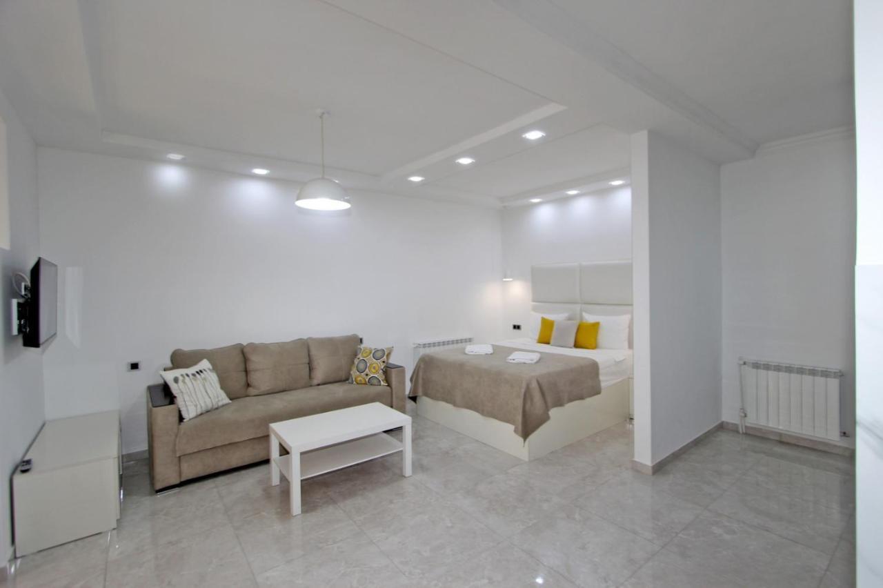 Appartment Lux, 2 Bedroom Jerevan Exteriér fotografie